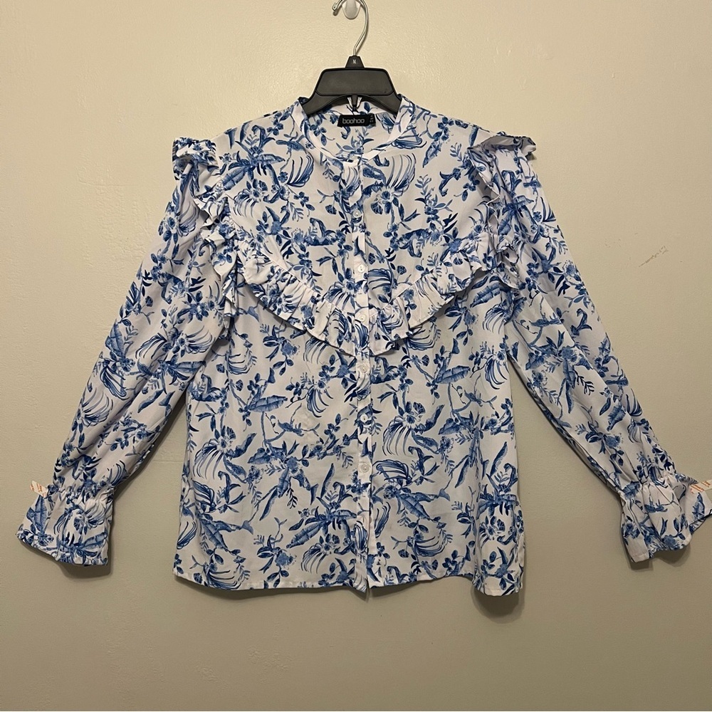 Boohoo‎ Victoria Blue White Floral Romantic Elegant Ruffle Full Button Fairy 12